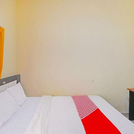 Oyo 91445 Sandat Guest House 丹帕沙 外观 照片