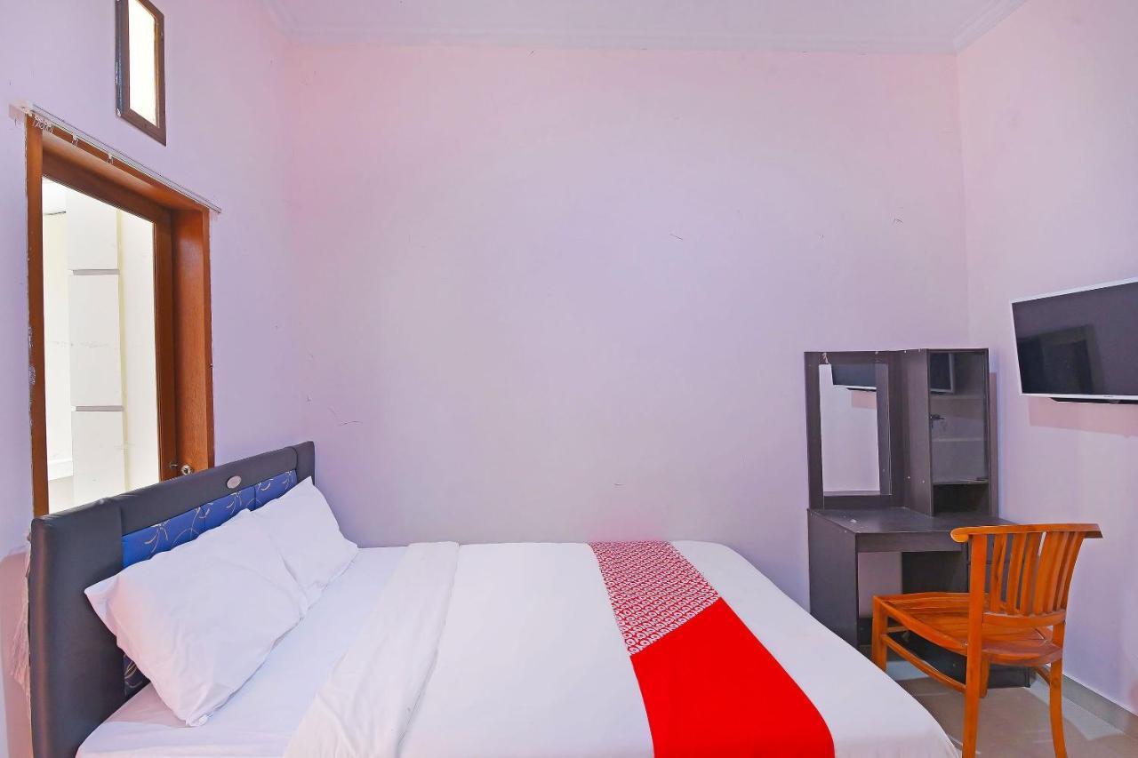 Oyo 91445 Sandat Guest House 丹帕沙 外观 照片