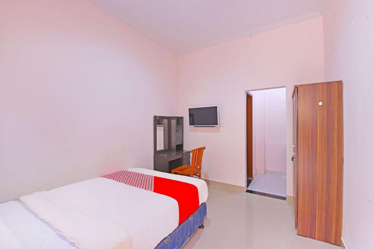 Oyo 91445 Sandat Guest House 丹帕沙 外观 照片